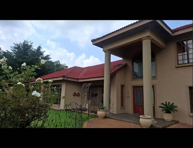 5 BEDROOM HOUSE FOR SALE IN BEYERS PARK